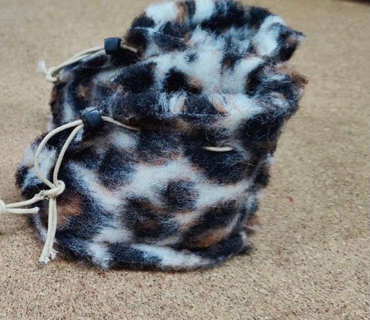 Chaussons en laine léopard - We are wovens