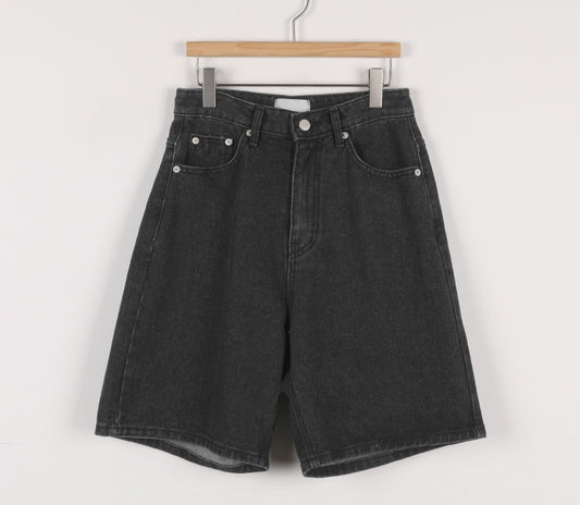 Bermuda en jean noir