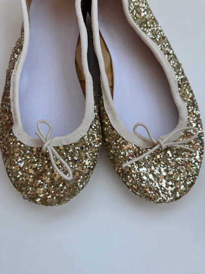 Ballerines à paillettes dorées